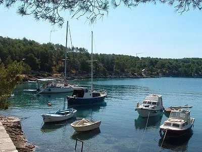 Croatia charter 0010 v