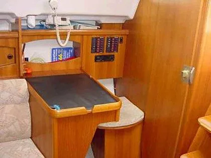 71653