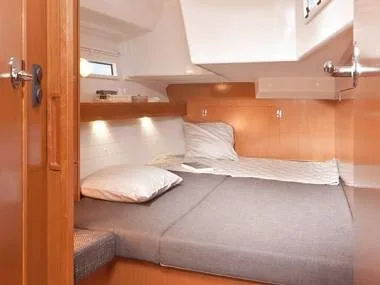 Croatia charter and sailing - Sailing boat - Dufour Gib Sea 51 (code:PLA 375) - Trogir