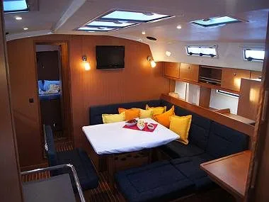 Croatia charter and sailing - Sailing boat - Bavaria 33 (code:PLA 201) - Trogir