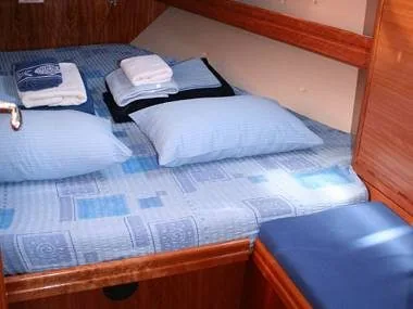 Croatia charter and sailing - Sailing boat - Beneteau Oceanis 311 (code:PLA 225) - Trogir