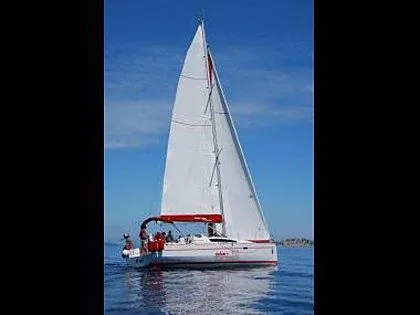 Croatia charter and sailing - Sailing boat - Bavaria 34 (code:PLA 200) - Trogir