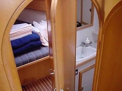 Croatia charter and sailing - Sailing boat - Sas Vektor 39 (code:CRY 229) - Sukosan - Zadar riviera  - Croatia - Sas Vektor 39 (code:CRY 229): 
