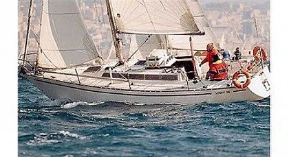 4886