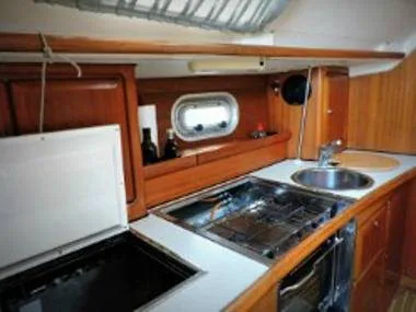Sailing boat - Bavaria 35H (CBM Periodic) - Sukosan - Zadar riviera